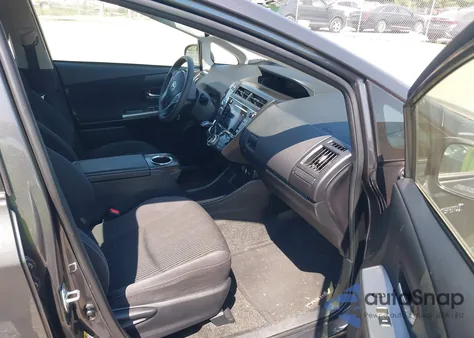 2016 Toyota Prius V Three из США, поврежденный, VIN JTDZN3EU9GJ049935